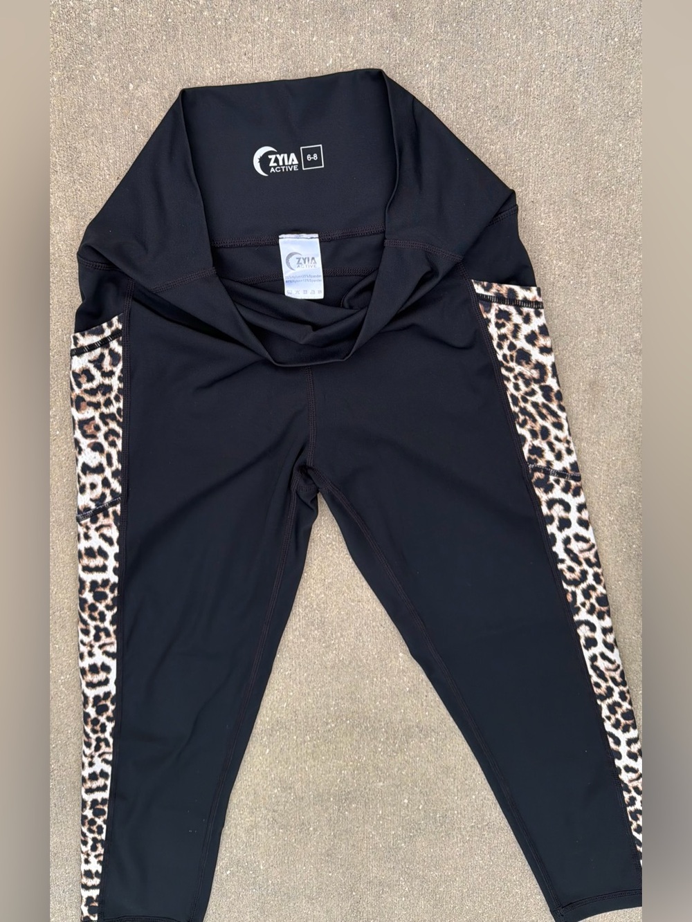 ZYIA Black Leopard Print NWOT High Waist Luxe Pocket Legging Youth 8 Women’s XXS - Picture 5 of 10